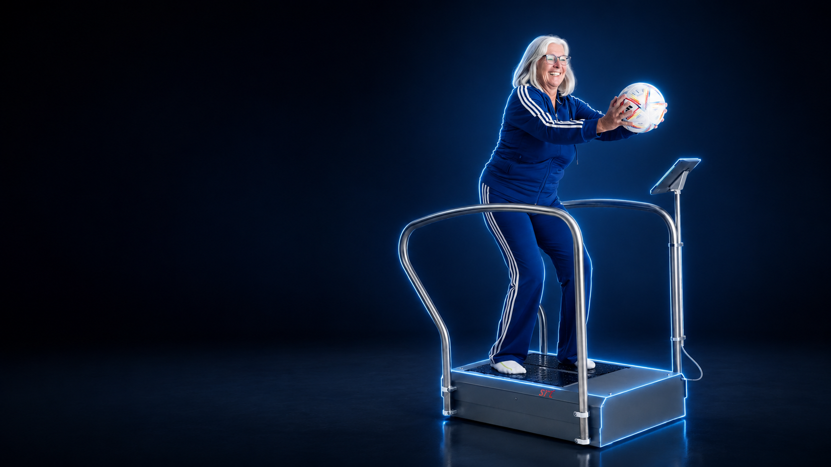 Patientin trainiert Koordination und Gleichgewicht mit Ball auf dem srt zeptoring®